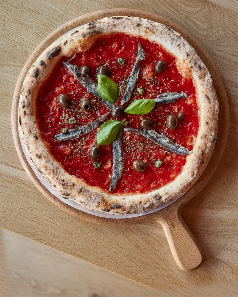 Napoletana, pizza at Di Luca